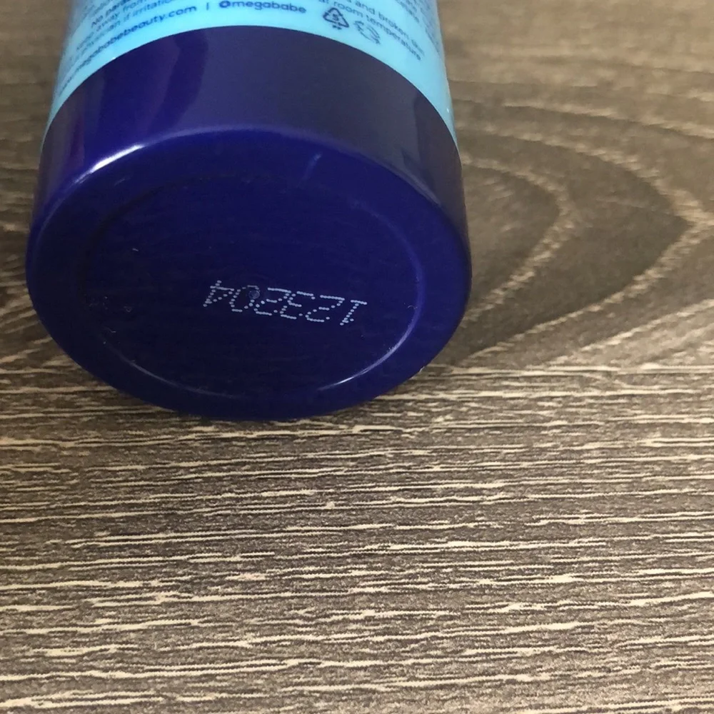 ❤️$5 NWT Megababe The Geo Deo Multi Mineral Daily Deodorant 1oz - Picture 5 of 5